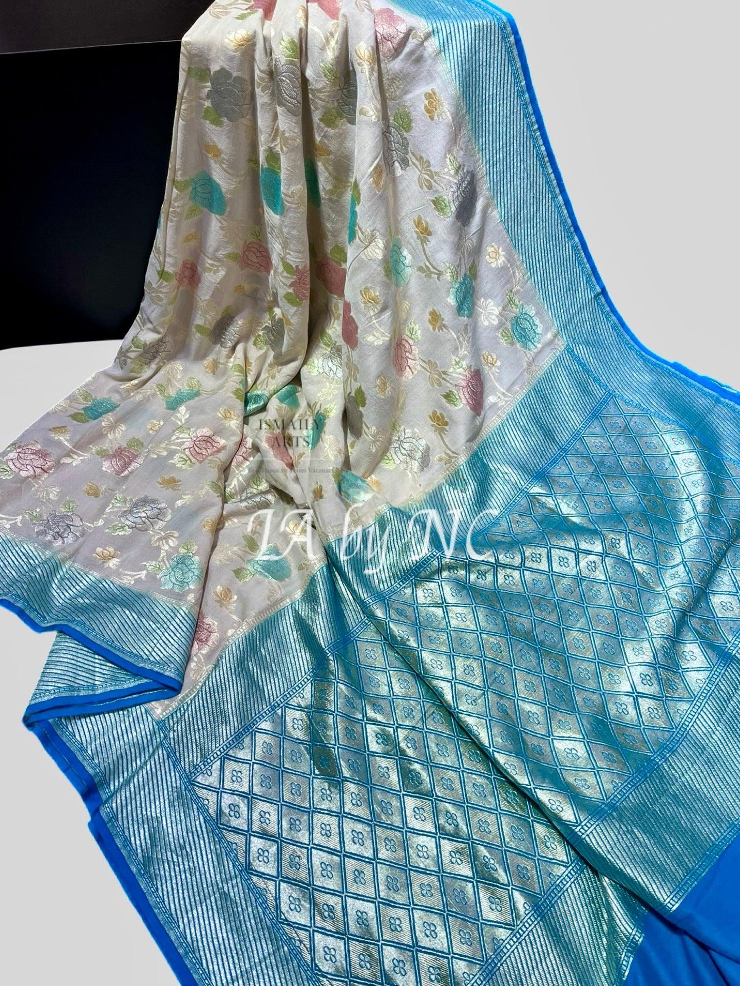 Off-white Banarasi Pure Munga Silk Saree
