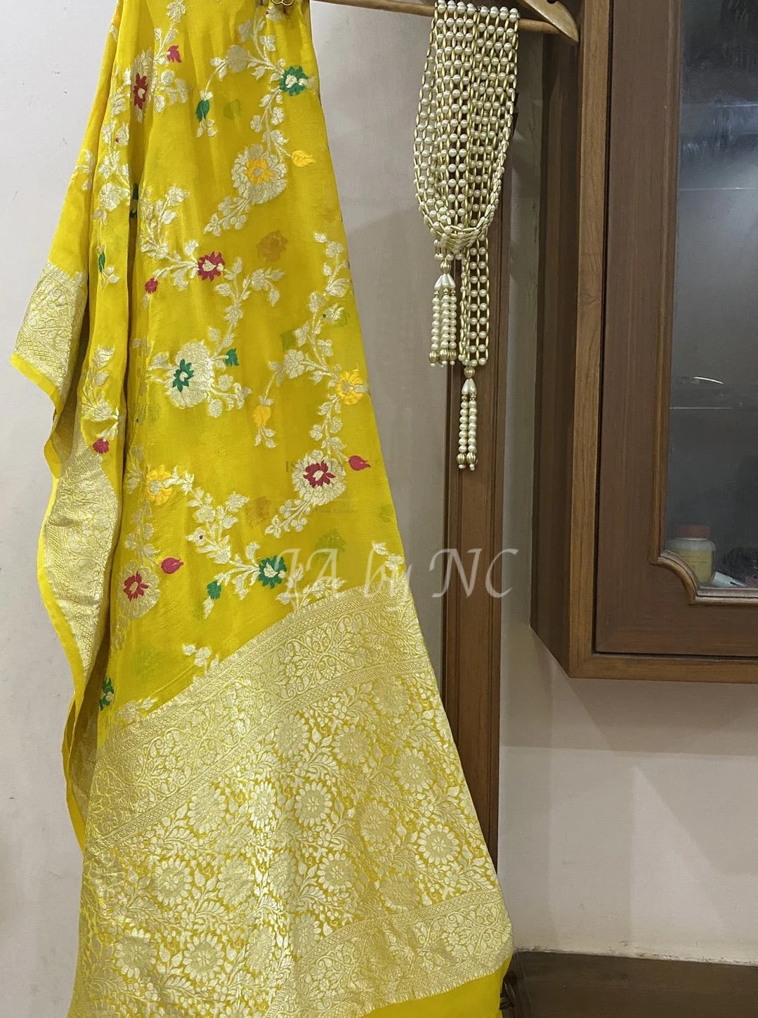 Bumblebee Banarasi Pure Khaddi Georgette Meenakari Dupatta