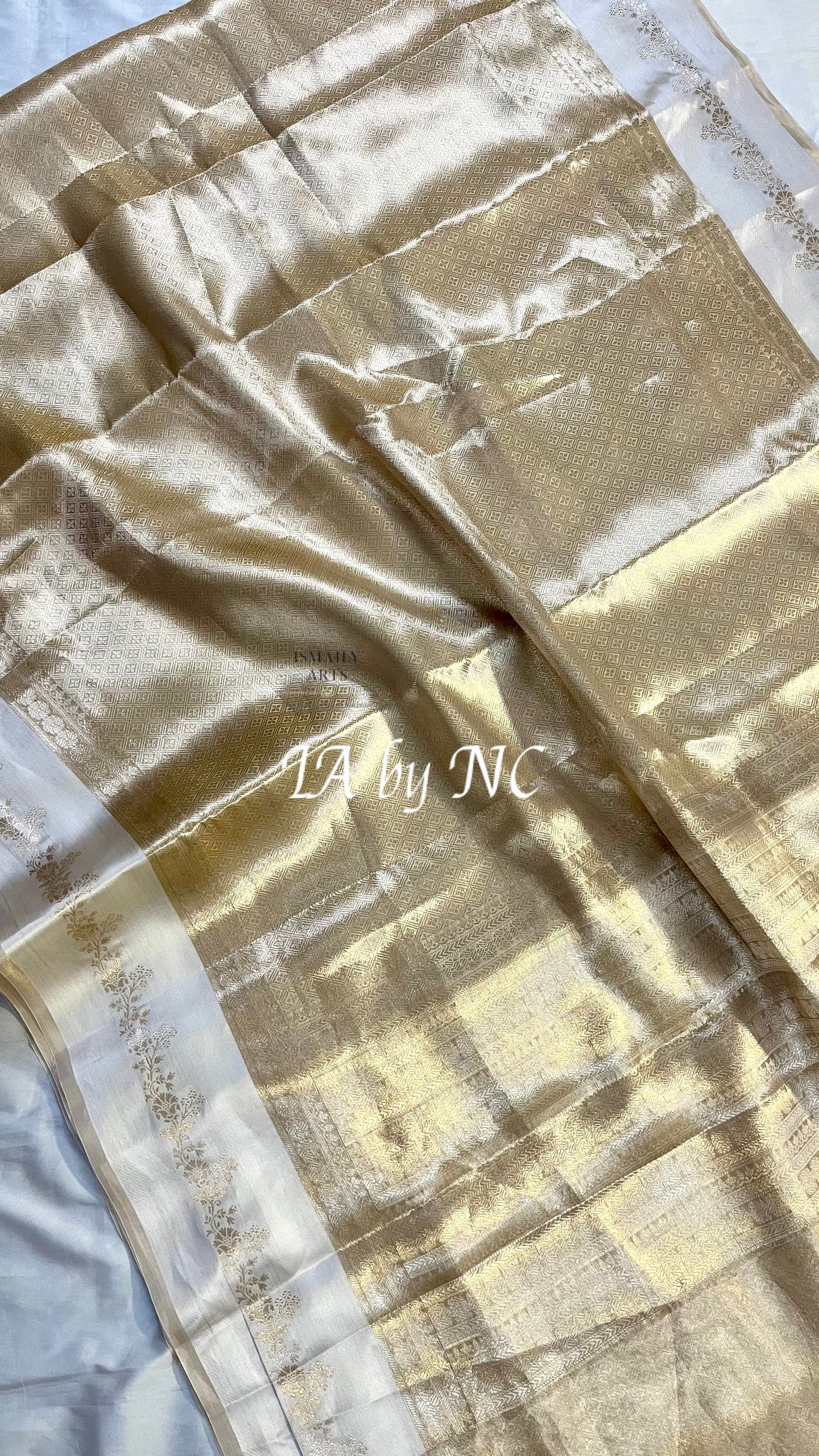 Offwhite Banarasi Pure Tissue Silk Brocade Saree