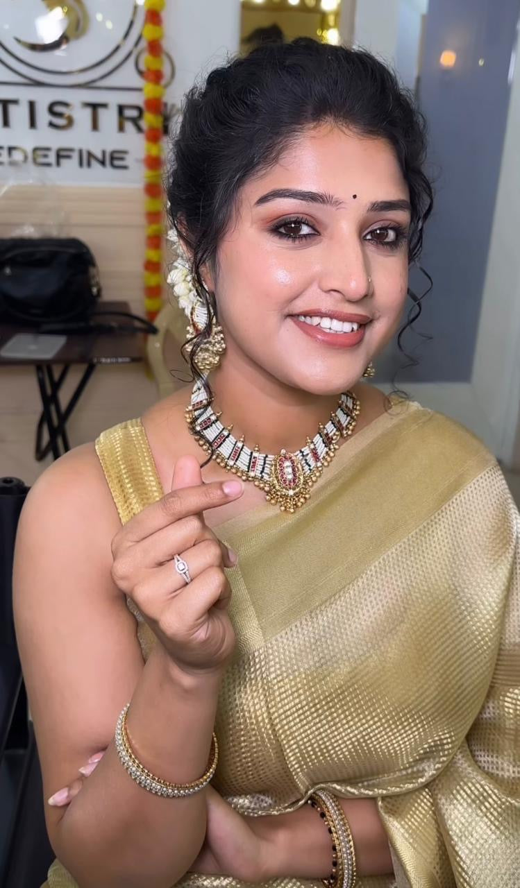 Nayanthara Inspired Banarasi Blend Tissue Brocade Saree