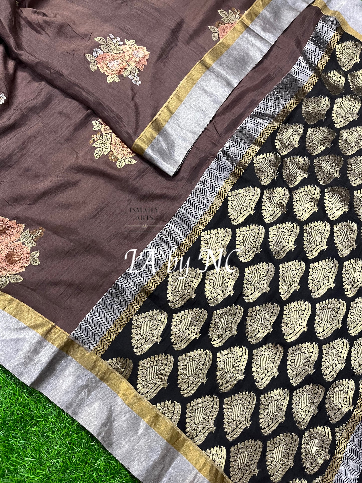Walnut Banarasi Pure Munga Silk Saree