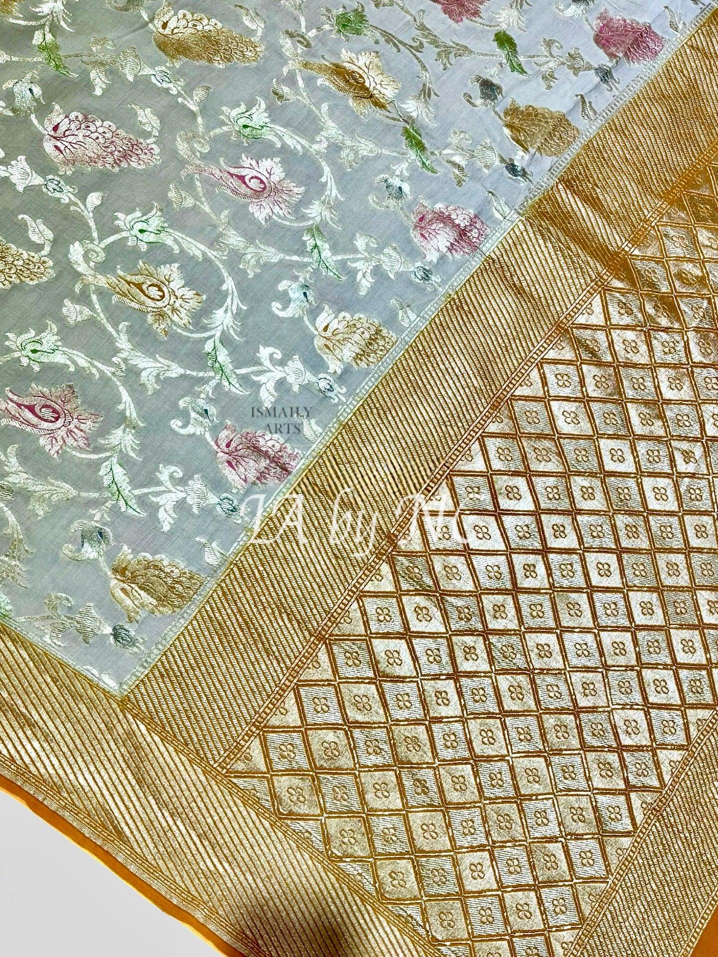 Off-white Banarasi Pure Munga Silk Saree