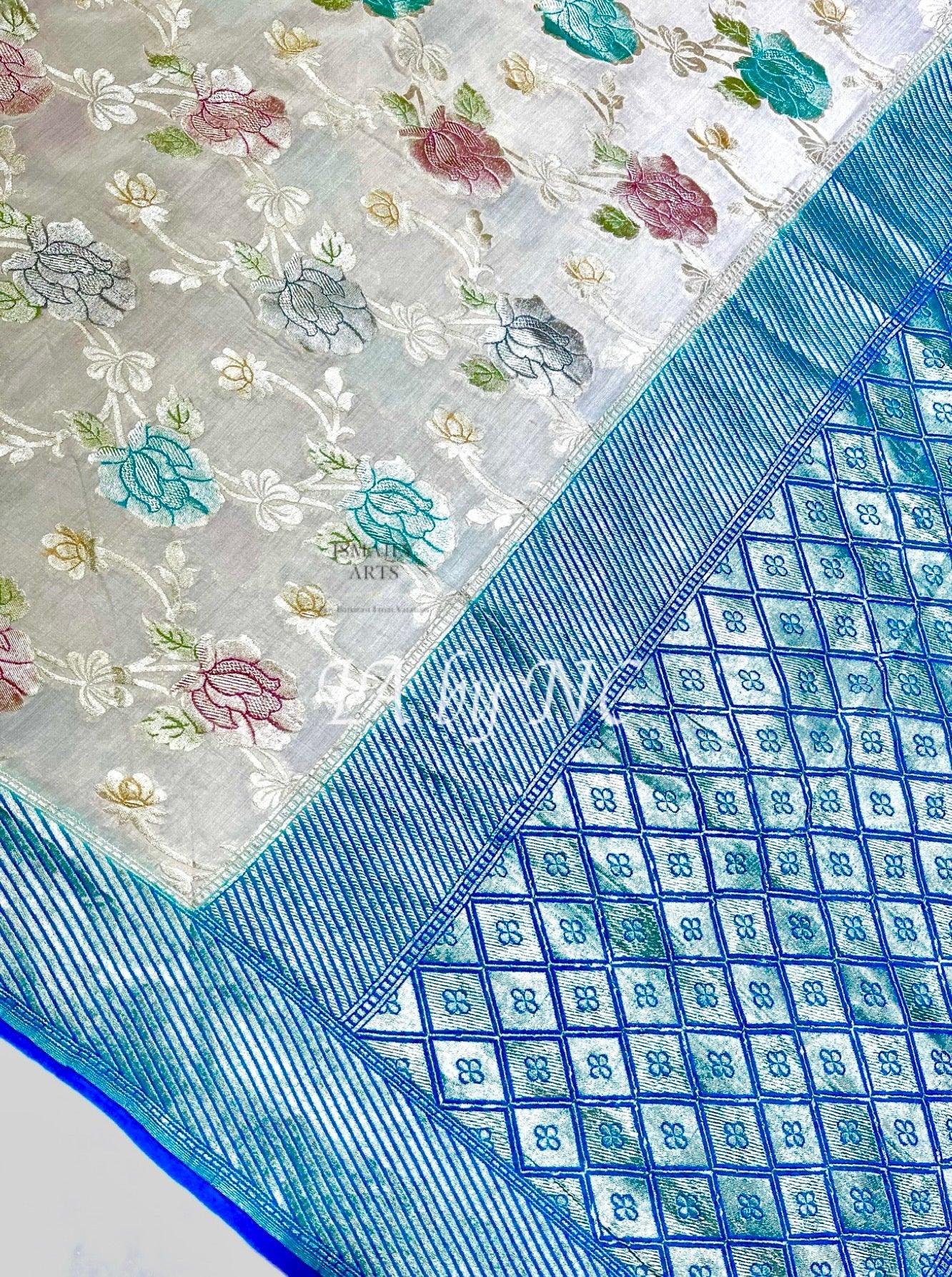 Off-white Banarasi Pure Munga Silk Saree