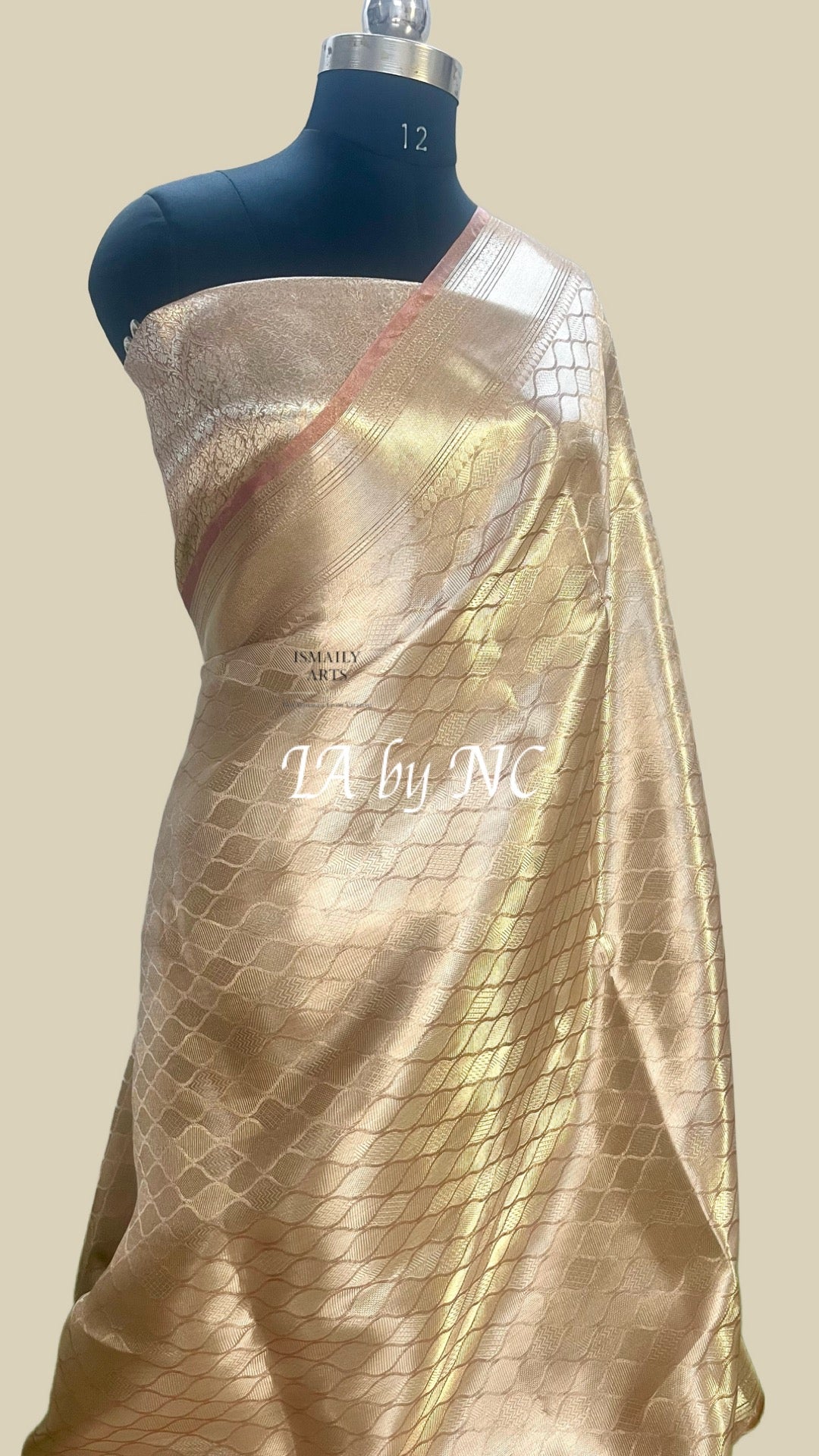 Salmon Banarasi Pure Tissue Silk Brocade Saree
