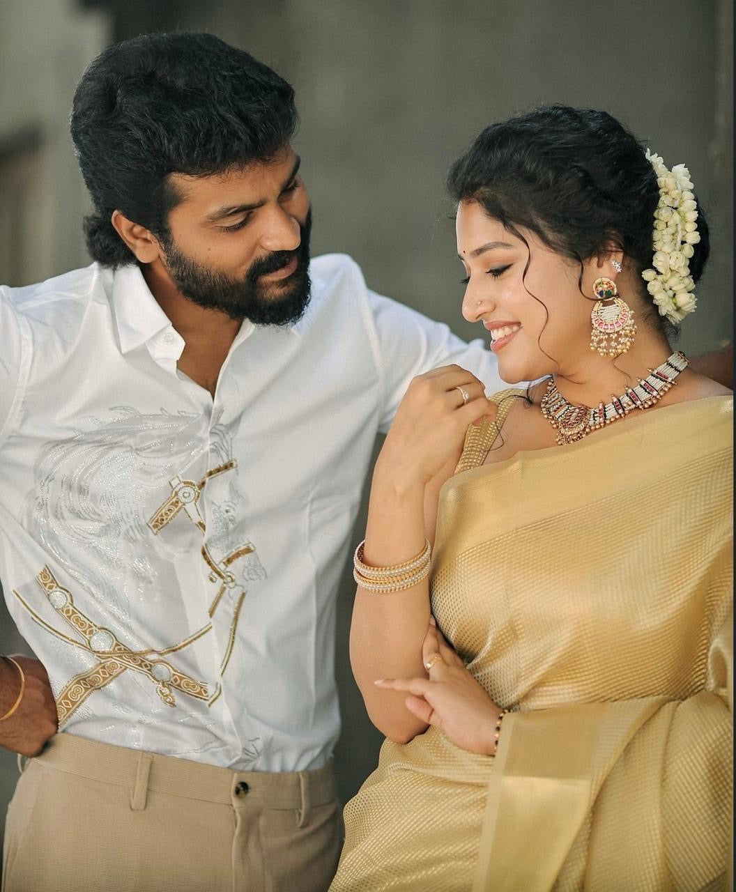 Nayanthara Inspired Banarasi Blend Tissue Brocade Saree