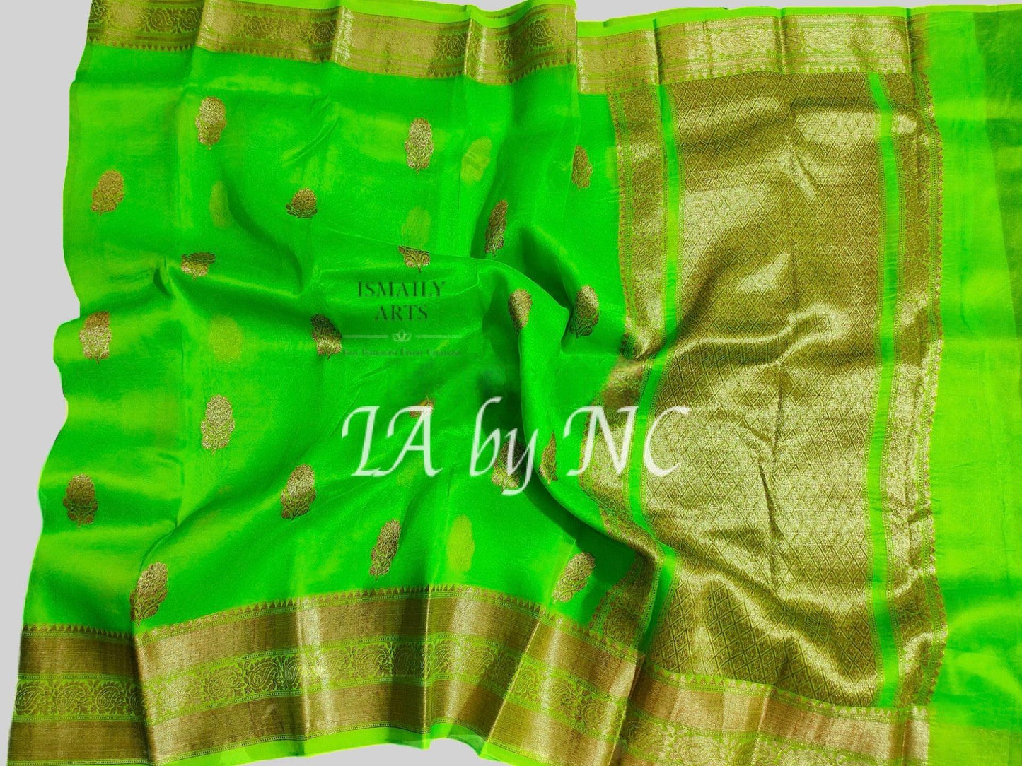 Kelly Banarasi Pure Kora Organza Kadwa Saree