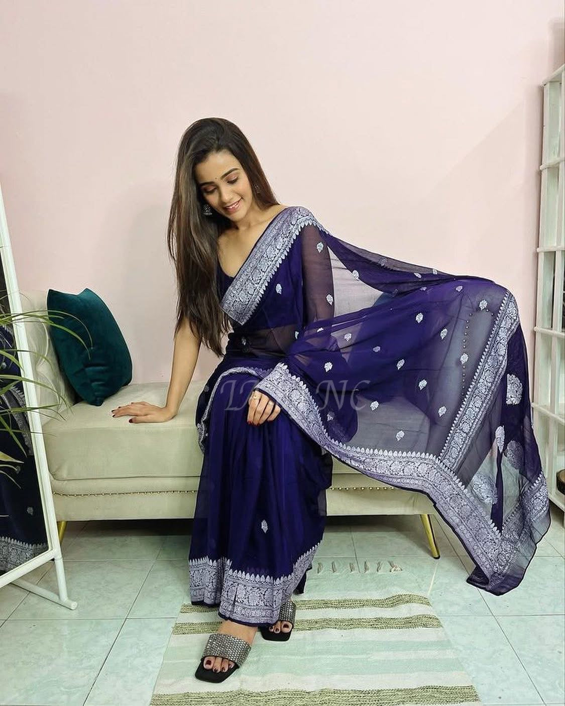 Space Banarasi Pure Khaddi Georgette Kadwa Saree