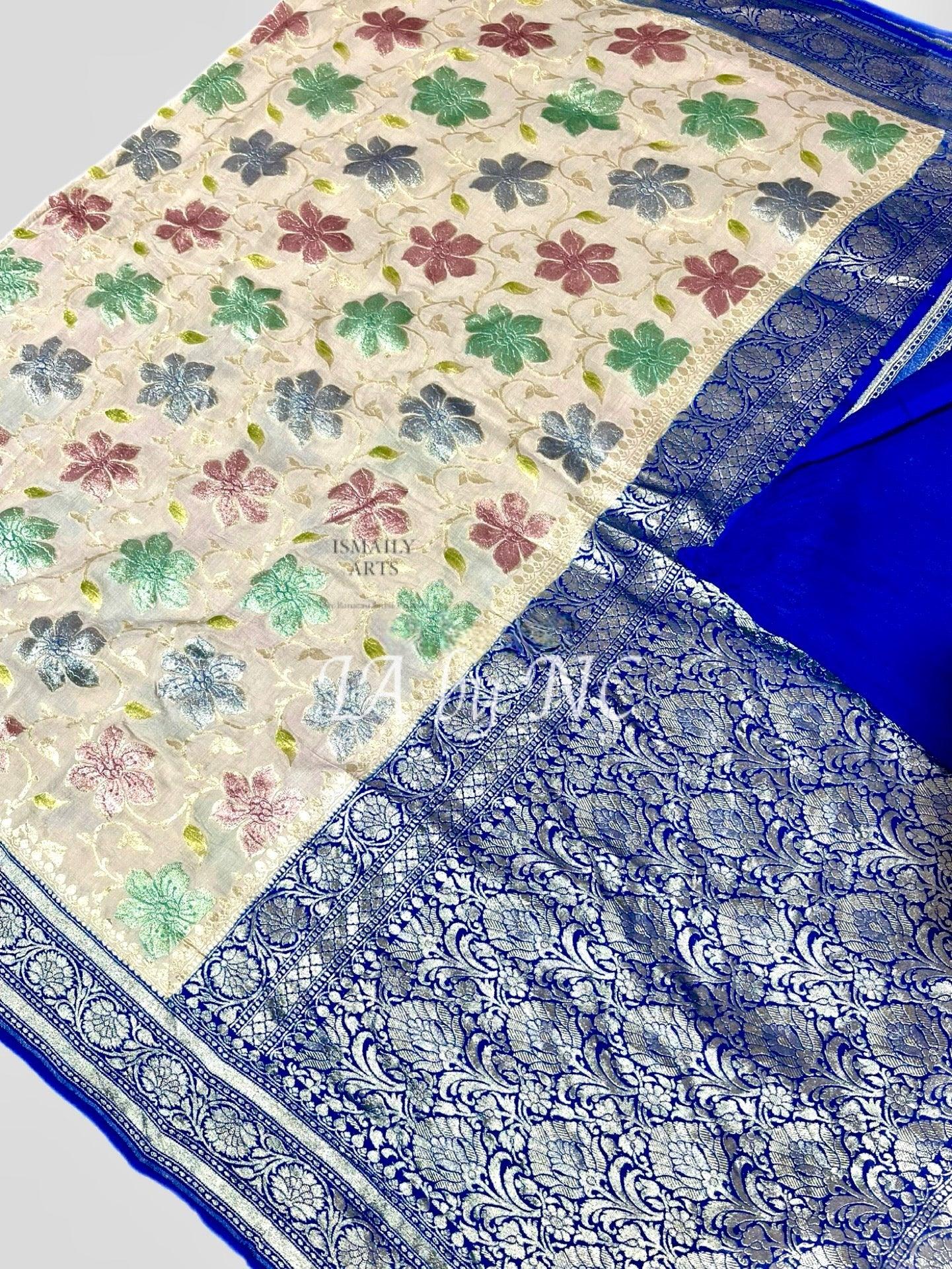 Off-white Banarasi Pure Munga Silk Saree