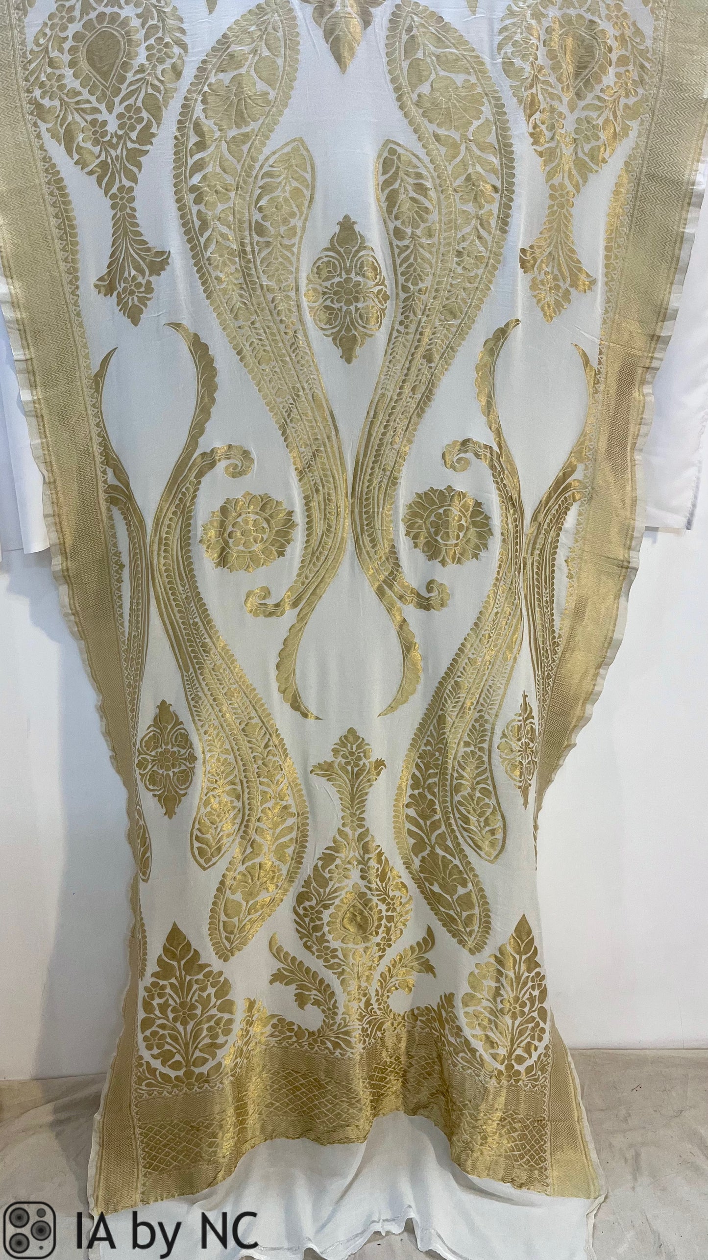 White Banarasi Pure Khaddi Georgette Dupatta