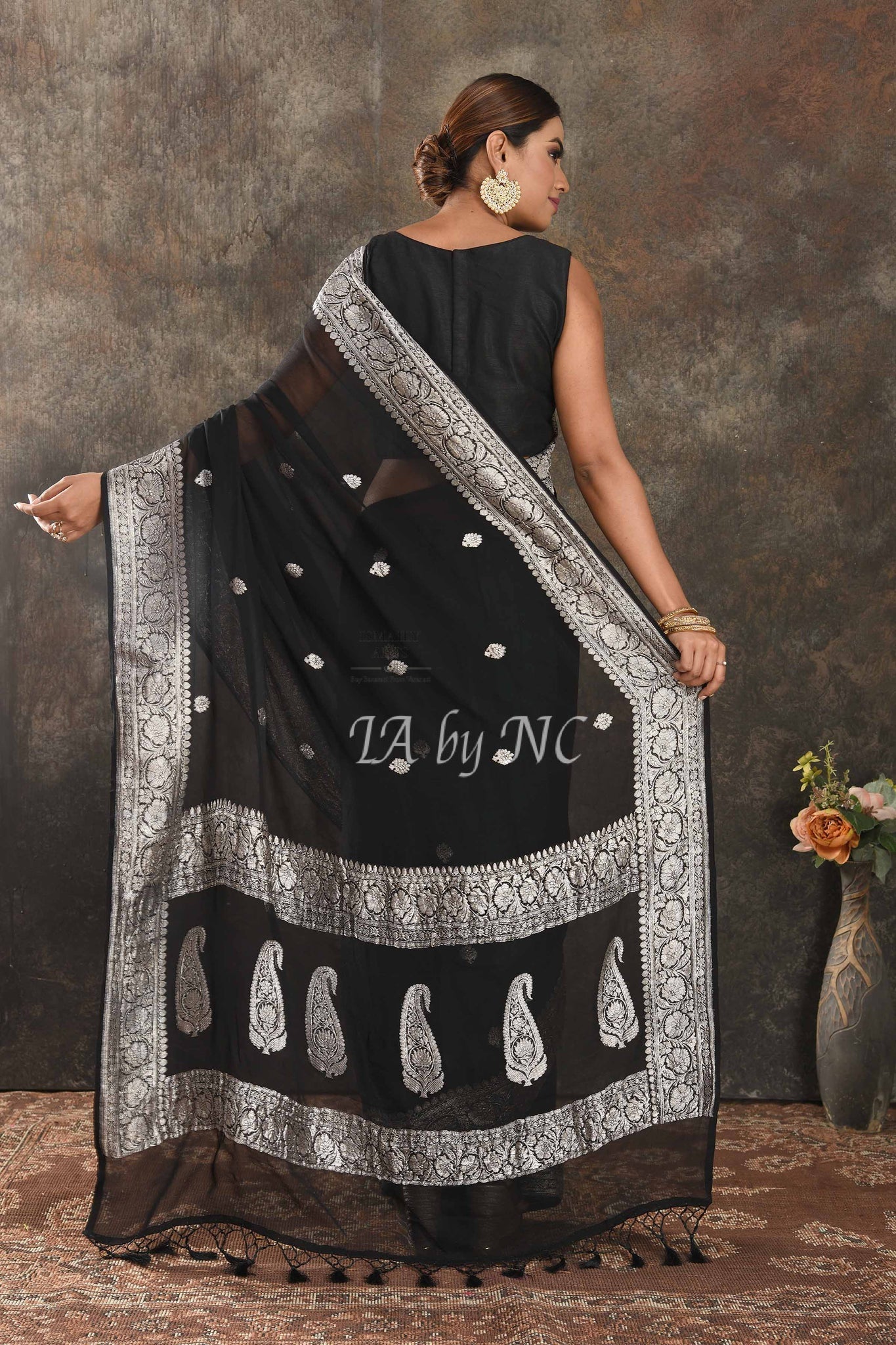 Black Banarasi Pure Khaddi Georgette Kadwa Saree