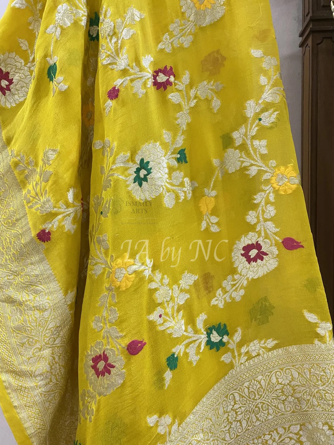 Bumblebee Banarasi Pure Khaddi Georgette Meenakari Dupatta