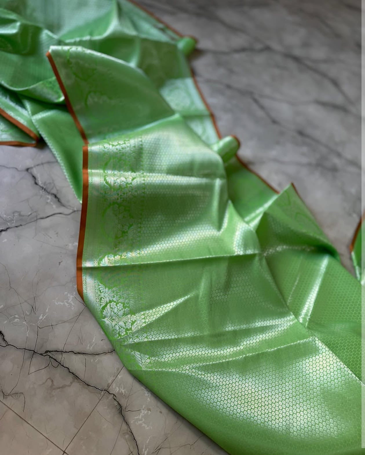 Jhanvi Kapoor Inspired Banarasi Blend Tissue Brocade Saree