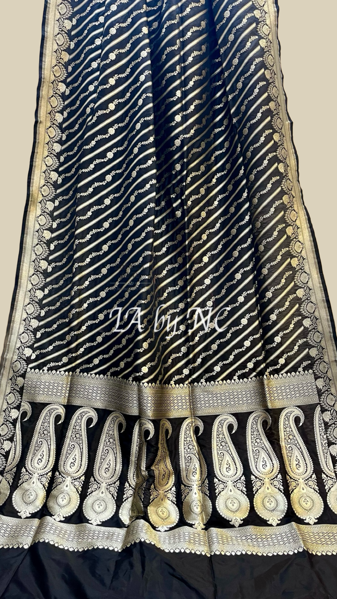 Black Banarasi Pure Katan Silk Pattu Saree