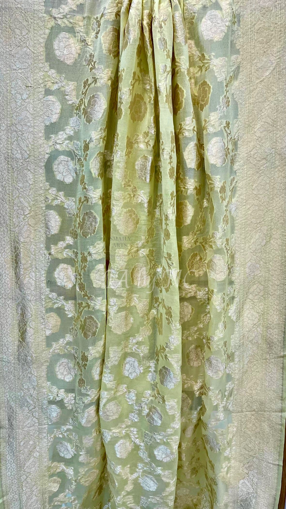 Laguna Banarasi Pure Khaddi Georgette Dupatta