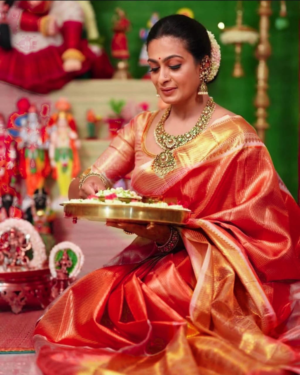 Banarasi Blend Tissue Brocade Saree