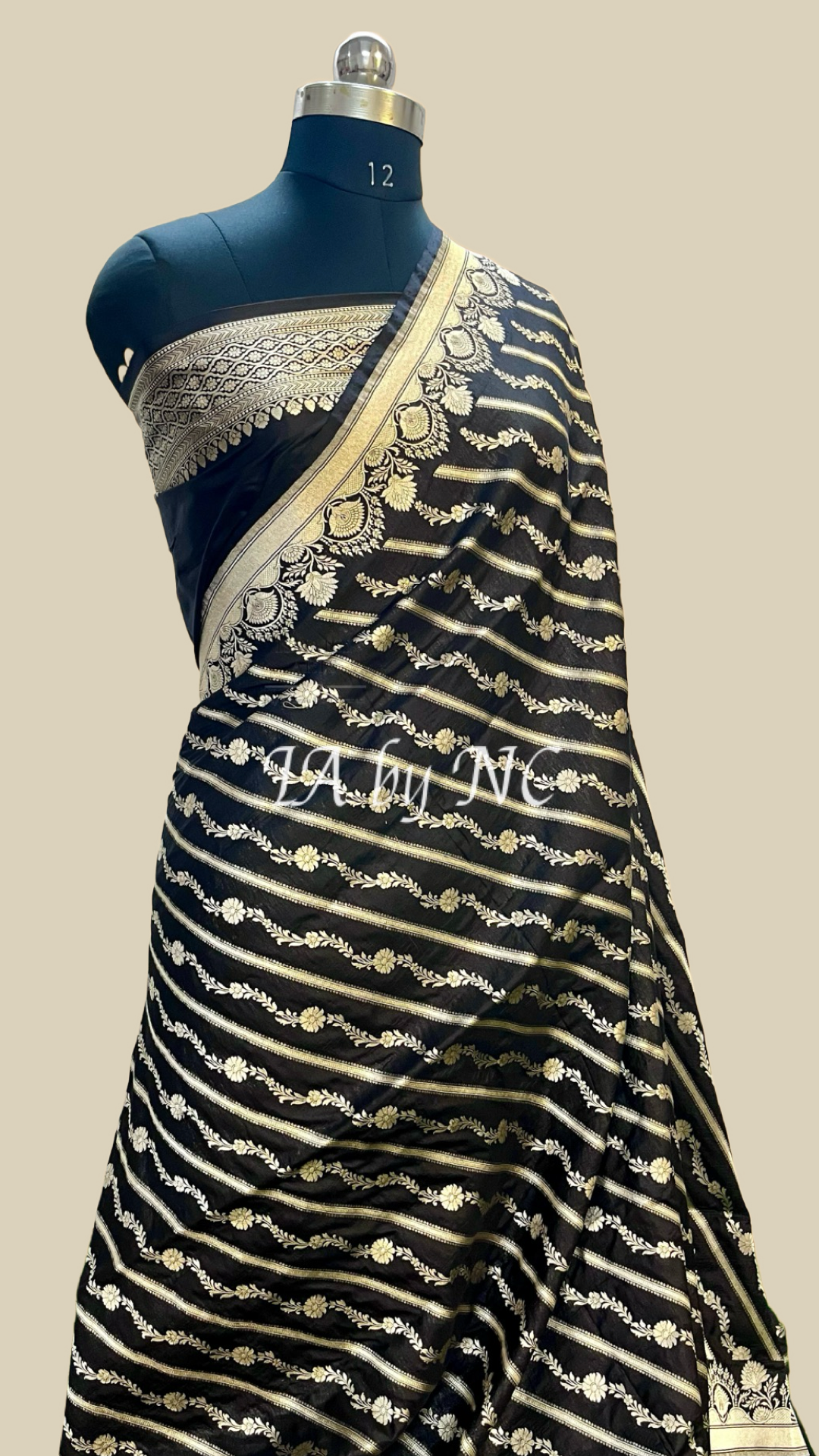 Black Banarasi Pure Katan Silk Pattu Saree