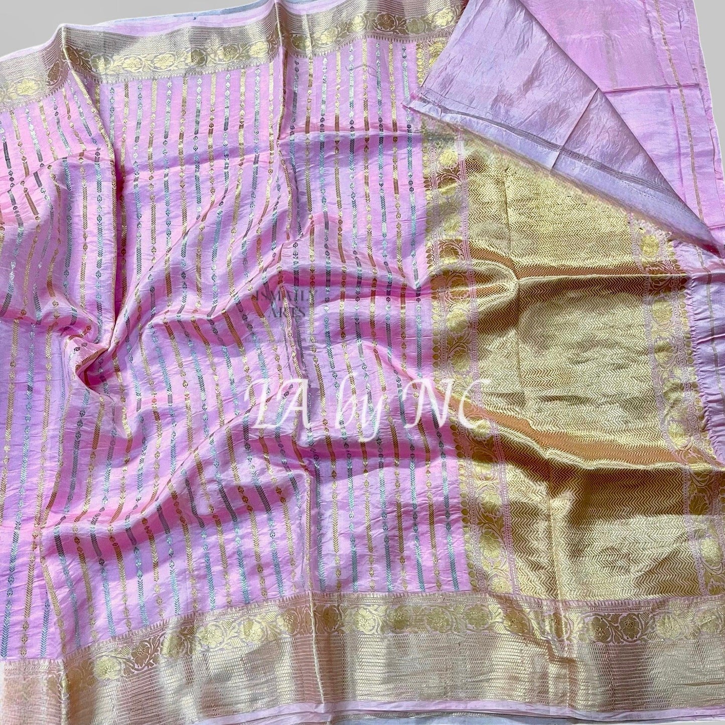 Baby Banarasi Pure Katan Silk Kadwa Raw Mango Pattu Saree