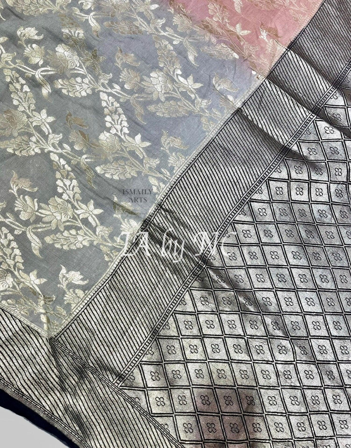 Black Banarasi Pure Munga Silk Saree