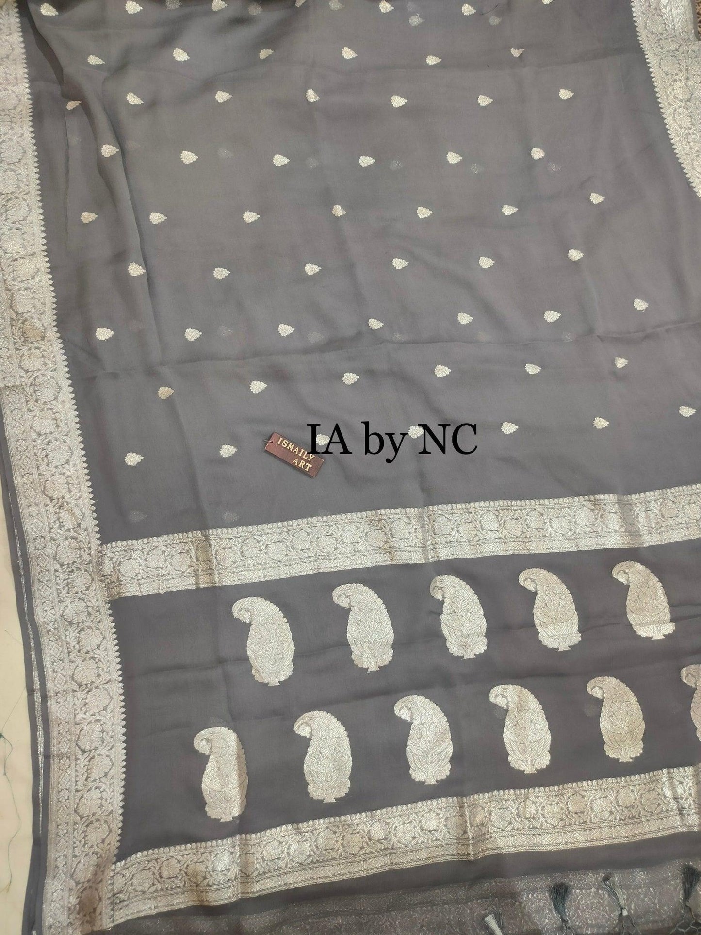 Stone Banarasi Pure Khaddi Georgette Kadwa Saree