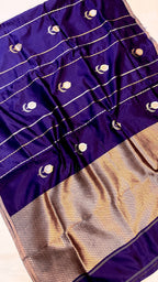 Karishma Kapoor inspired Space Banarasi Pure Katan Silk Raw Mango Kadwa Saree