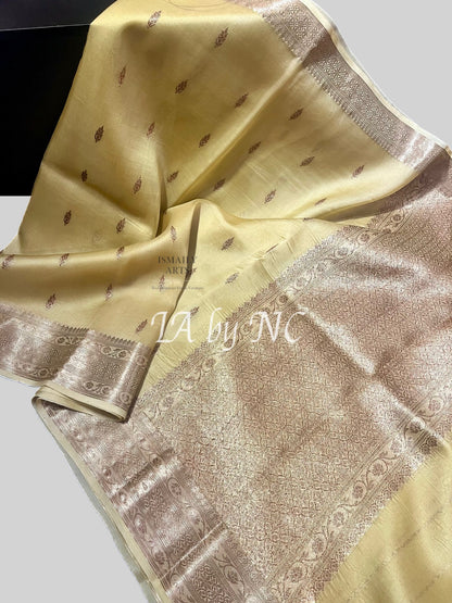 Eggnog Banarasi Pure Kora Silk Kadwa Saree