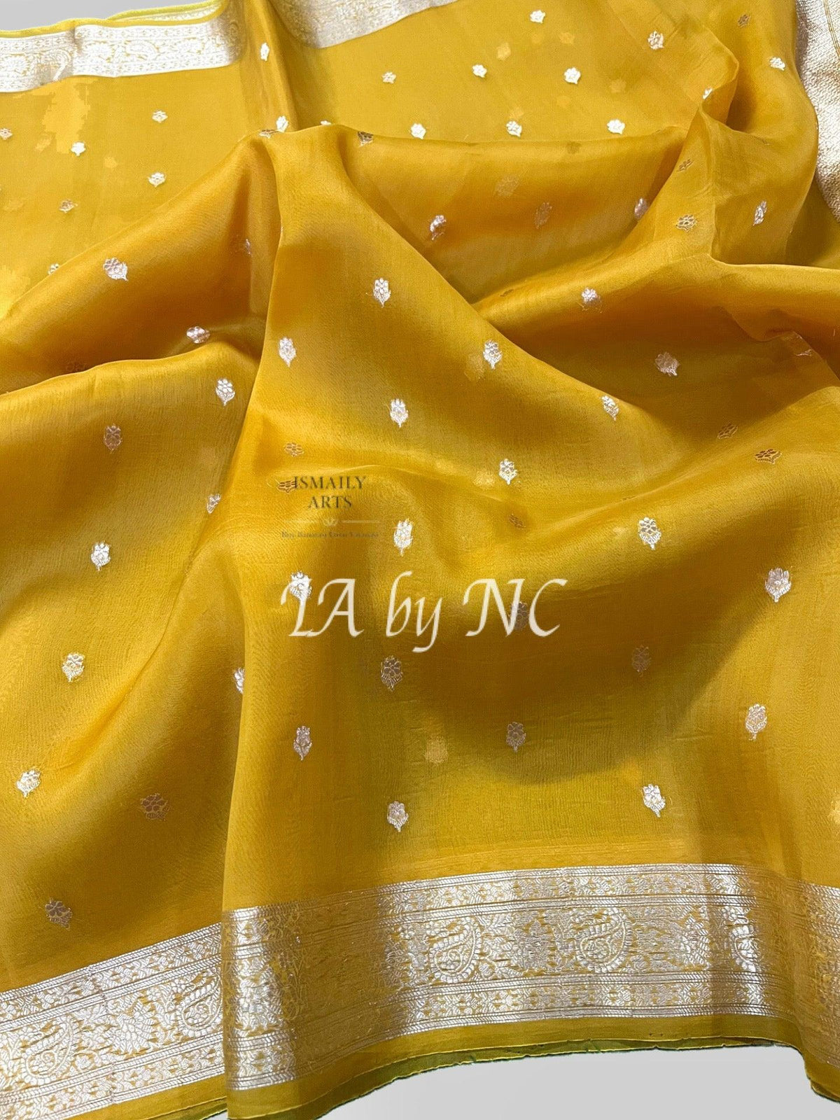 Gold Banarasi Pure Kora Organza Kadwa Saree