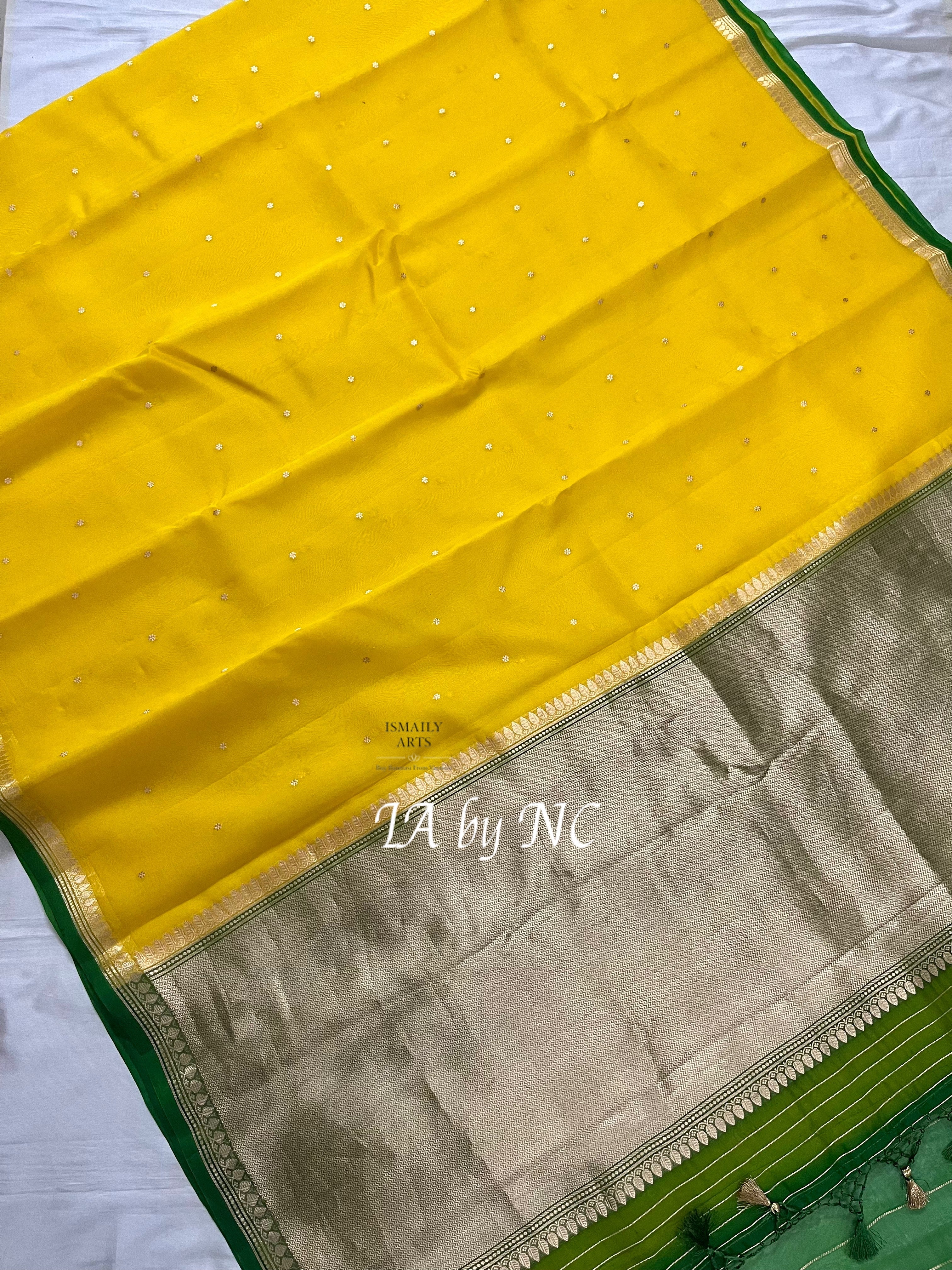Bumblebee Banarasi Pure Kora Silk Kadwa Saree
