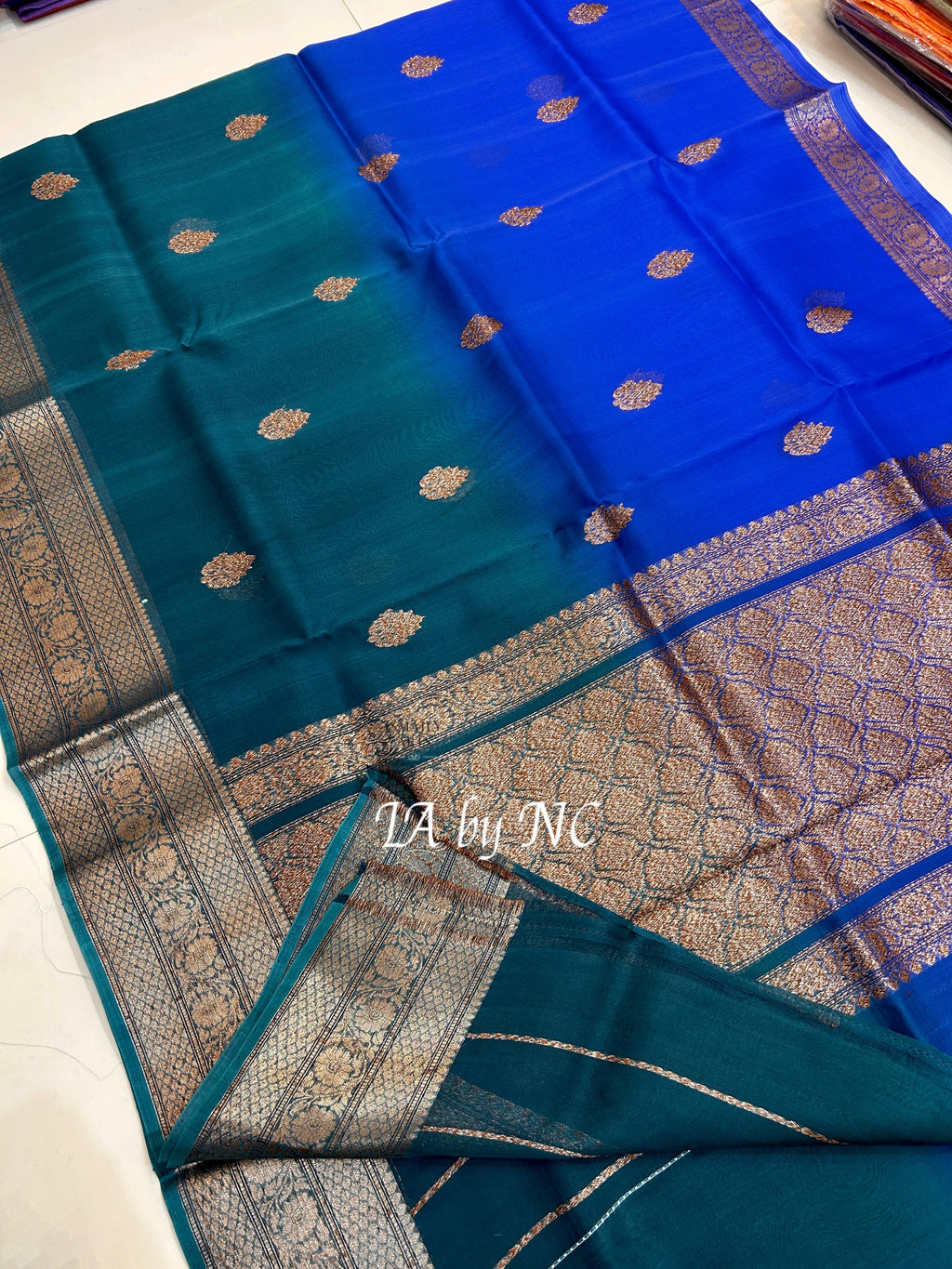 Sacramento Banarasi Pure Kora Silk Kadwa Saree