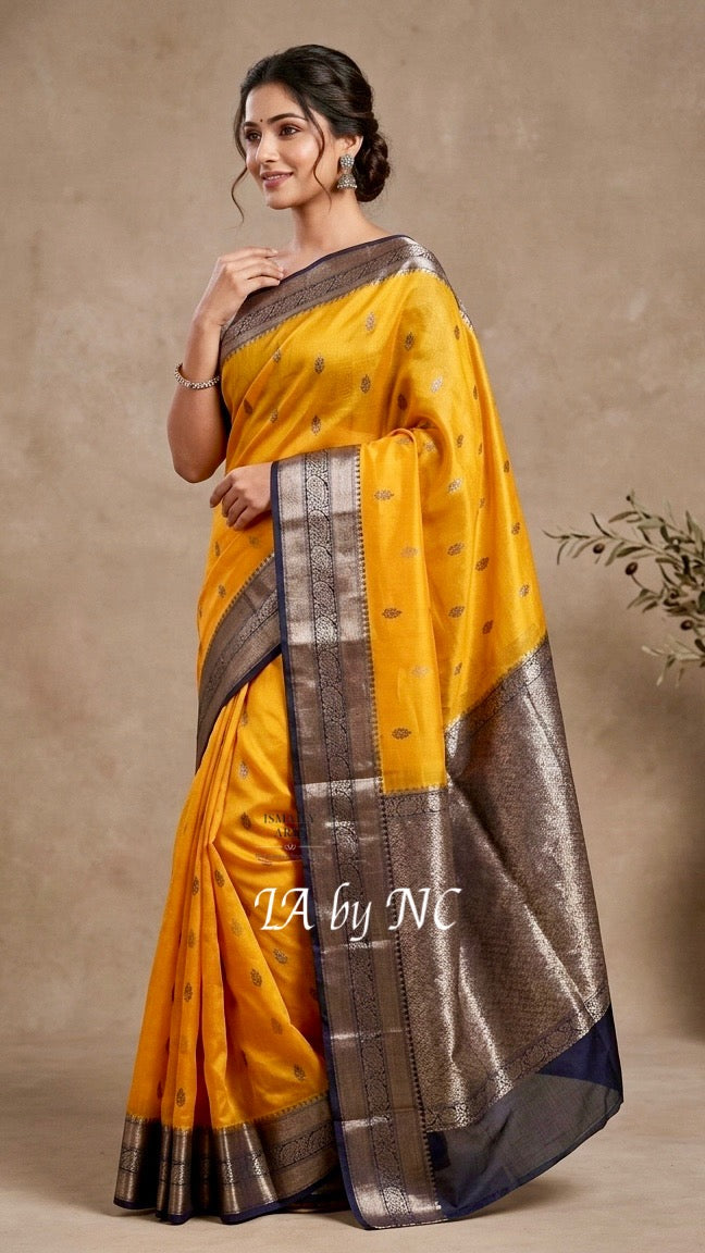 Gold Banarasi Pure Kora Organza Kadwa Saree