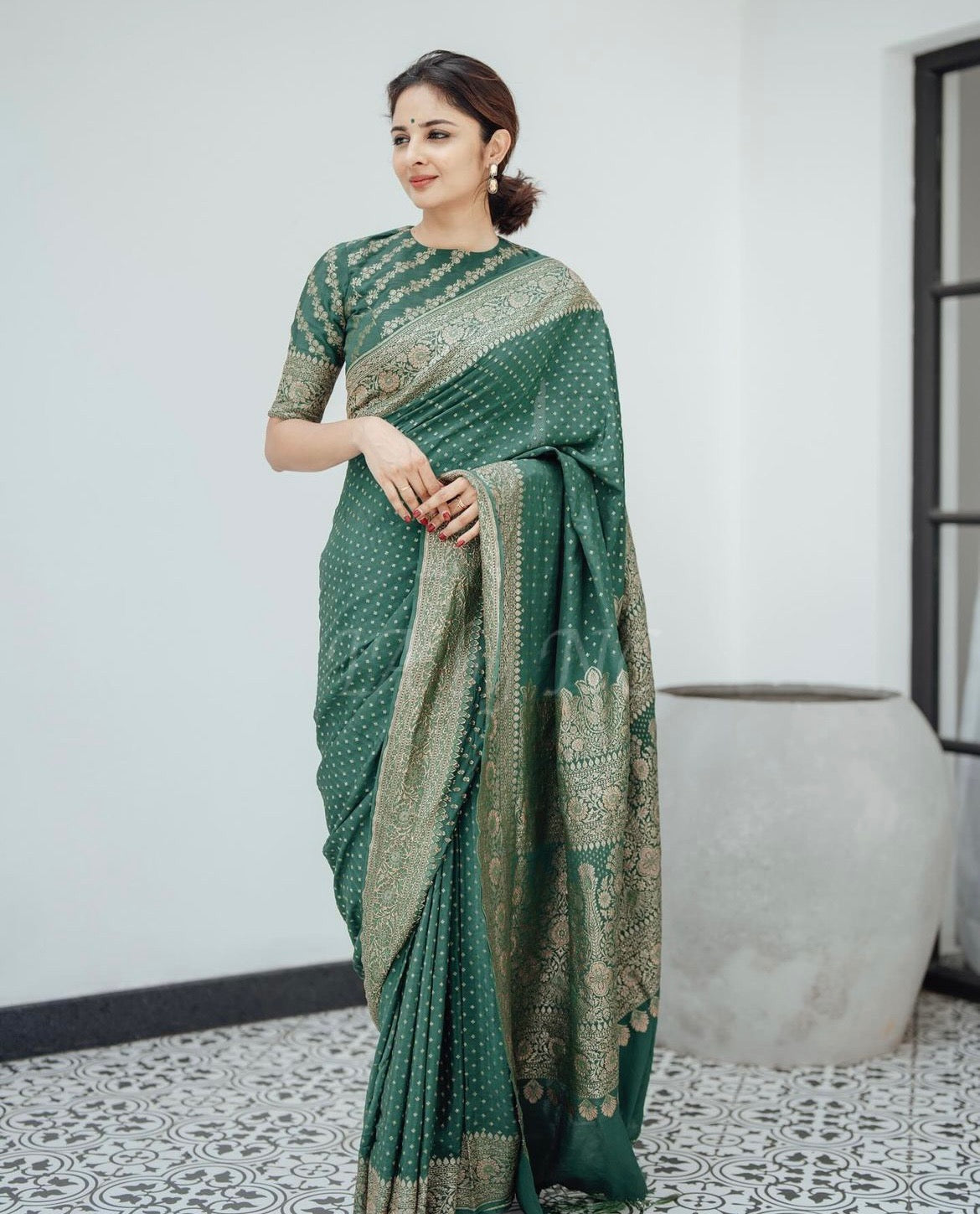 Sacramento Banarasi Pure Khaddi Crepe Georgette Saree