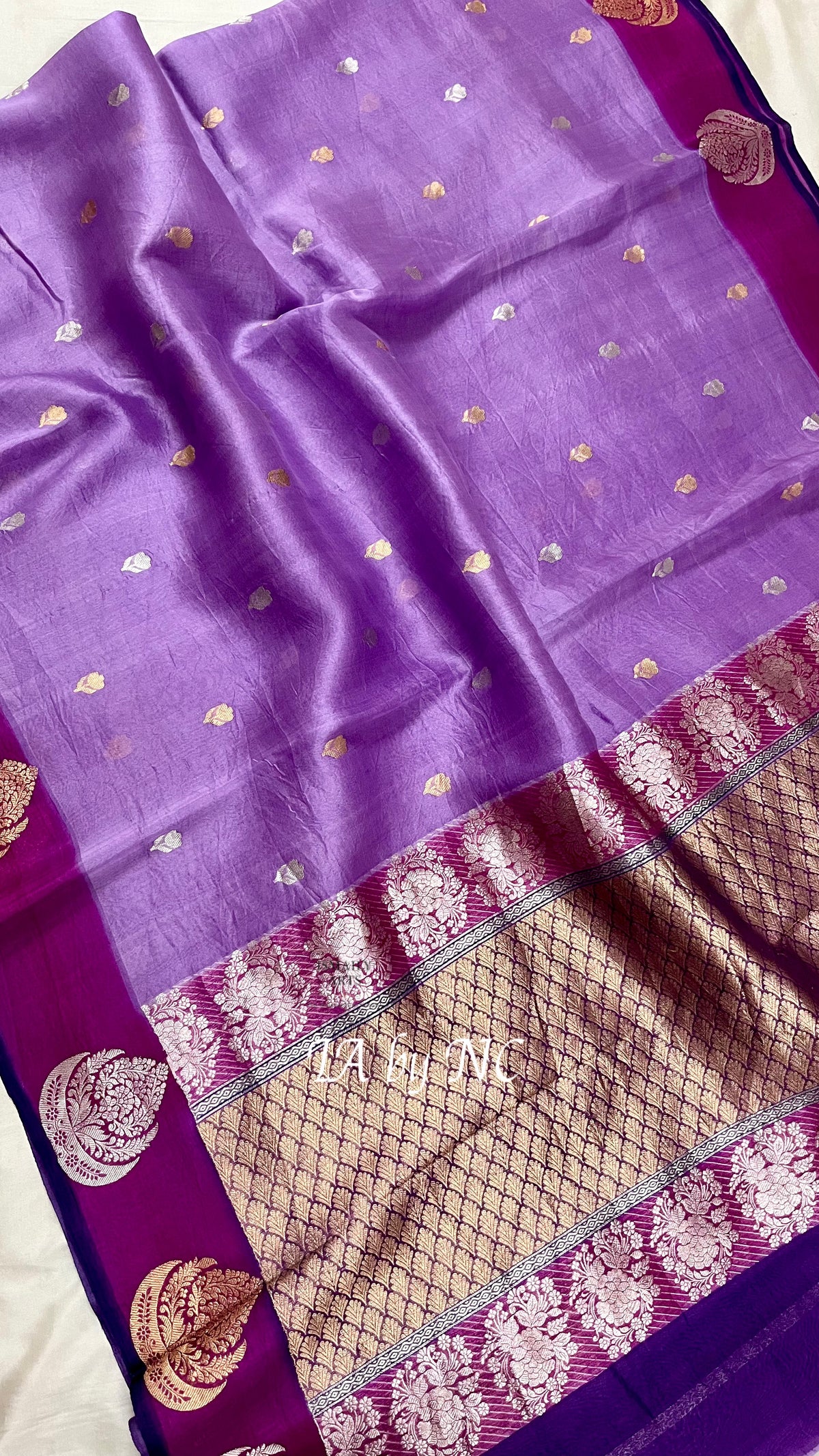 Amethyst Banarasi Pure Kora Silk Kadwa Saree