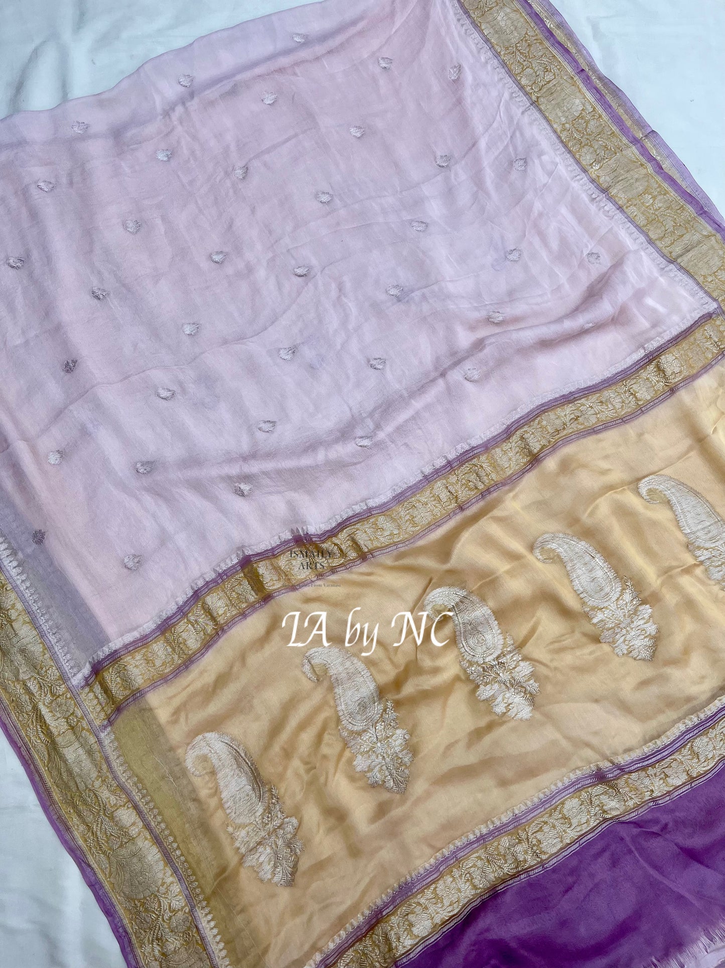 Carnation Banarasi Pure Khaddi Georgette Kadwa Saree