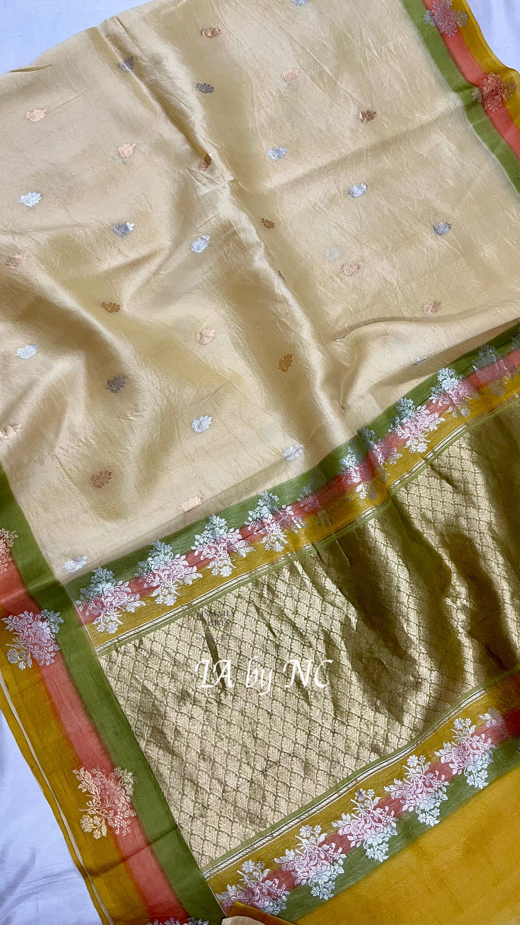 Beige Banarasi Pure Kora Silk Kadwa Saree