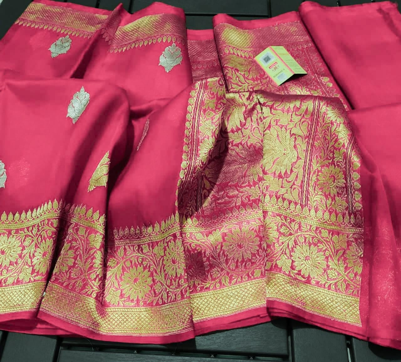 Tangerine Banarasi Pure Kora Organza Kadwa Saree