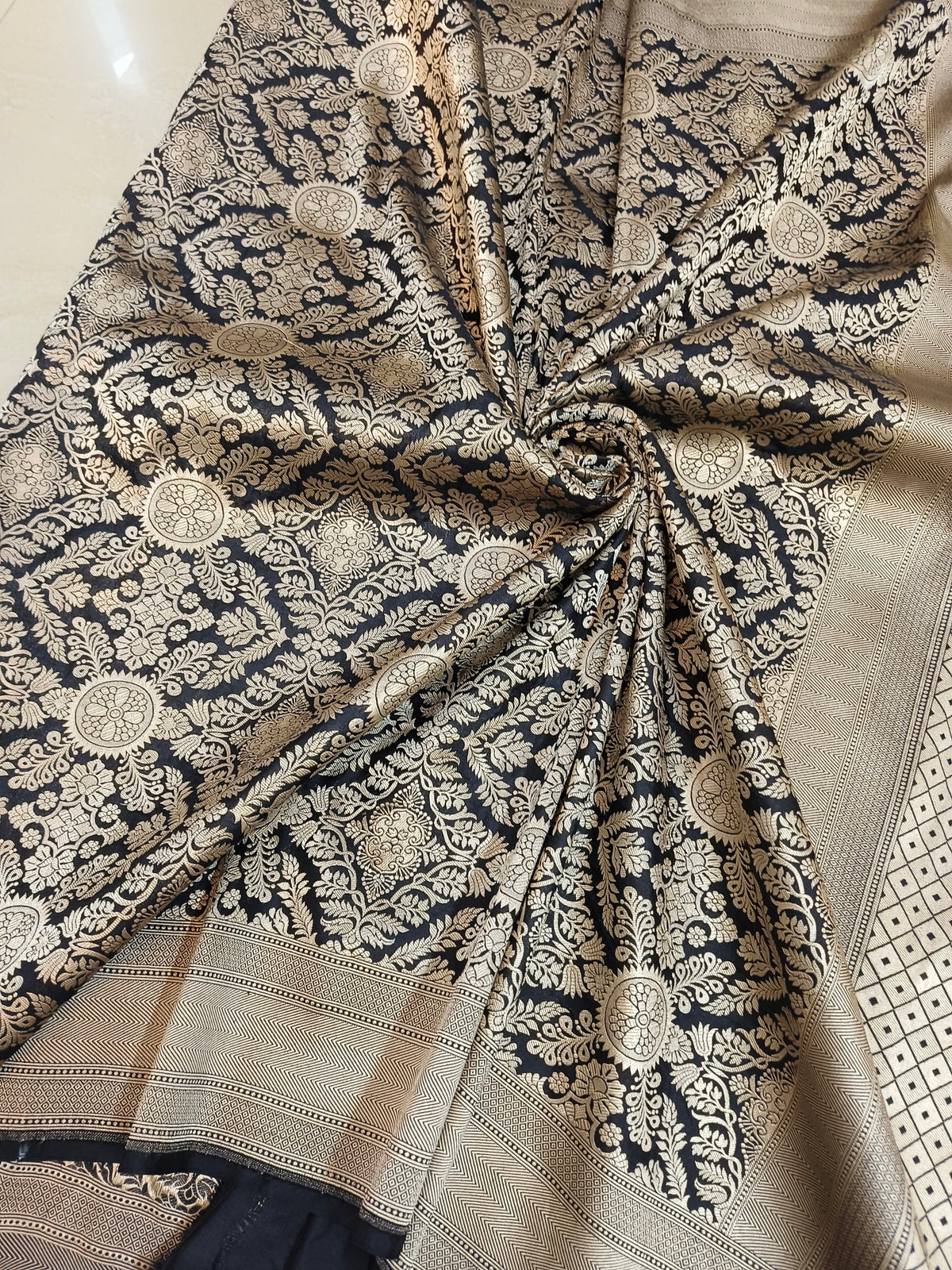 Tamanna Bhatia Banarasi Pure Katan Silk Pattu Brocade Saree