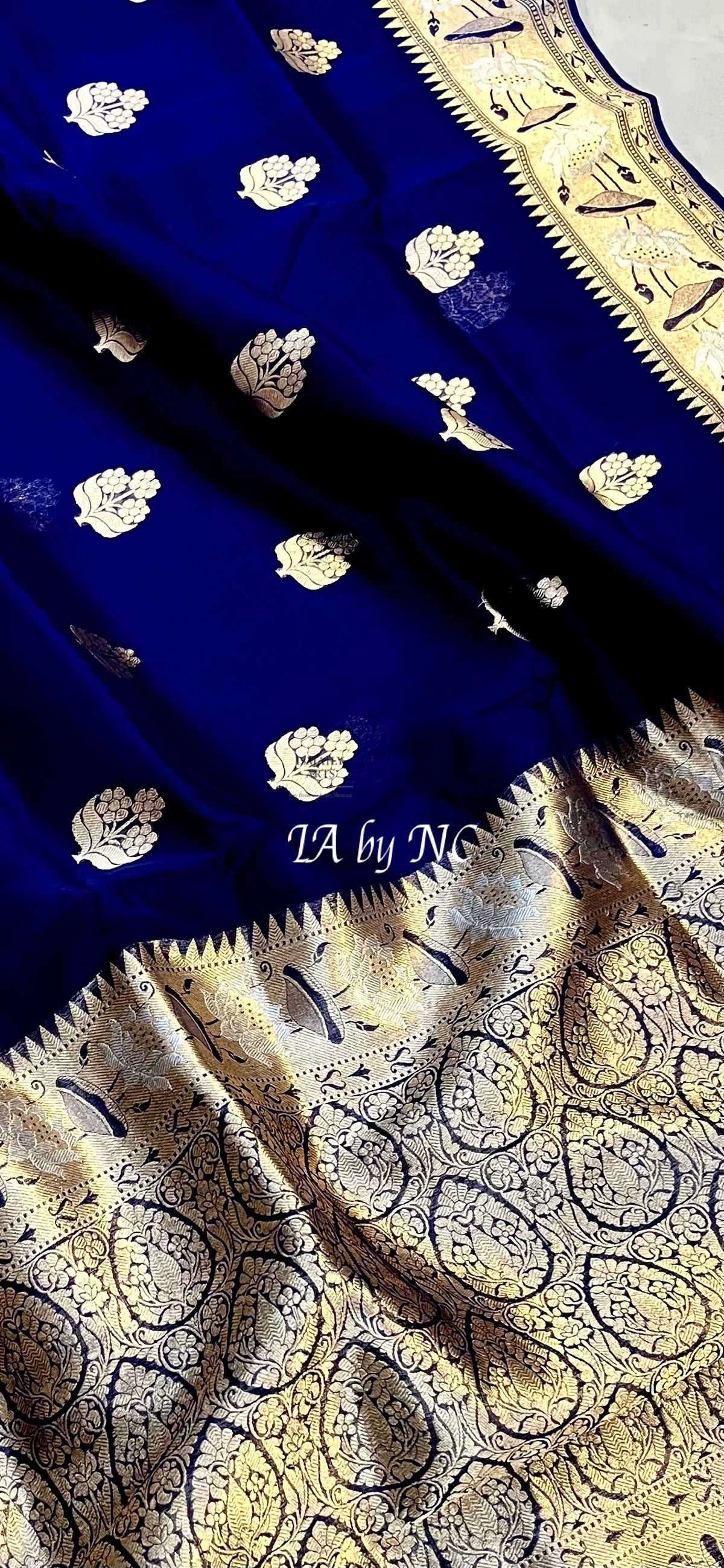 Space Banarasi Pure Kora Silk Kadwa Saree