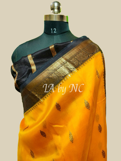 Gold Banarasi Pure Kora Organza Kadwa Saree