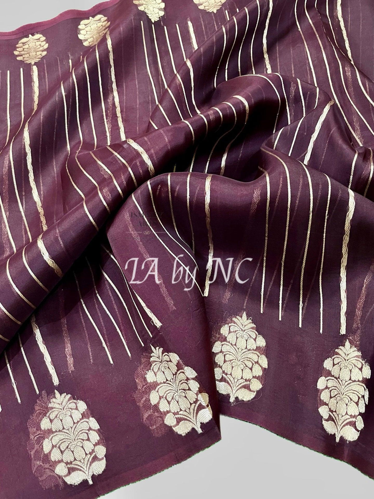 Hickory Banarasi Pure Kora Organza Kadwa Saree