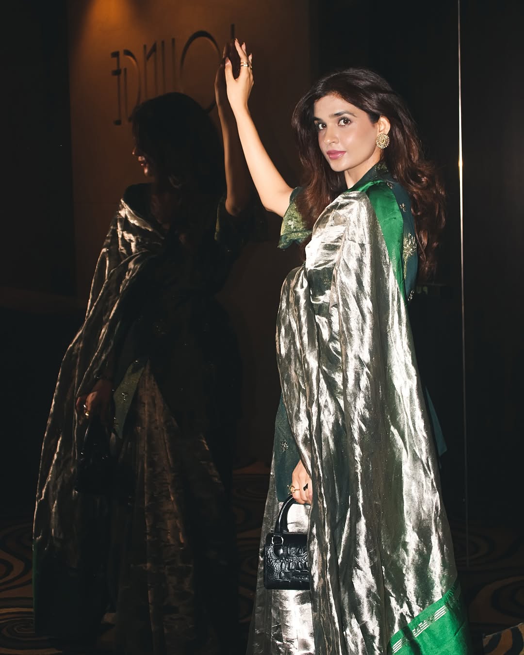 Sacramento Banarasi Pure Tissue Silk Saree - Satin Border