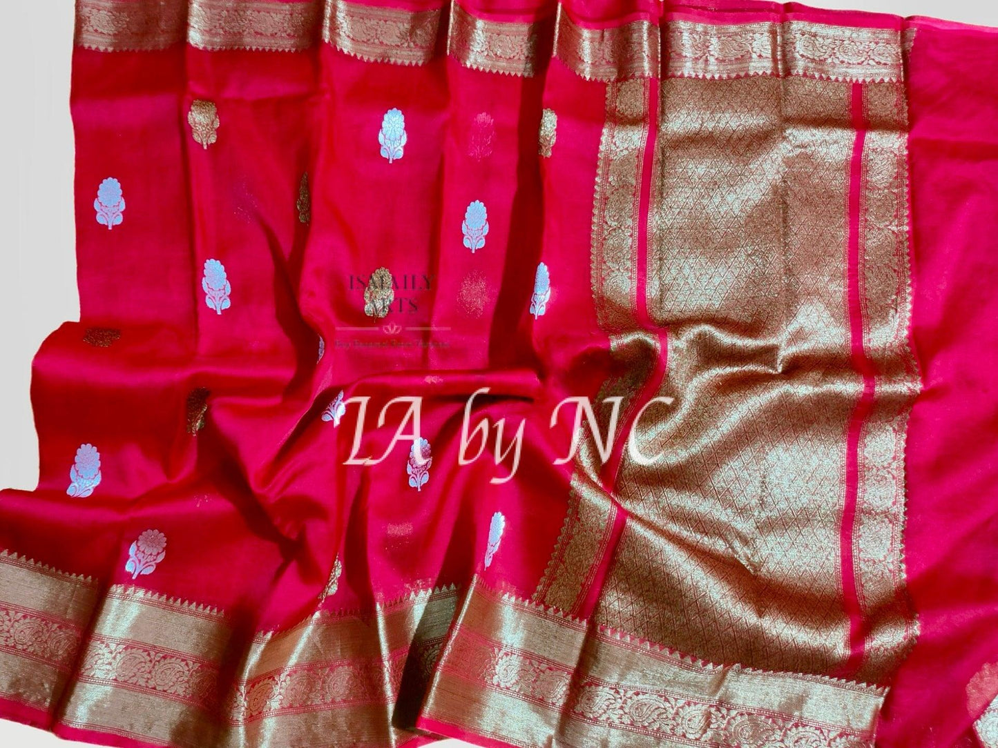 Chilli Banarasi Pure Kora Organza Kadwa Saree