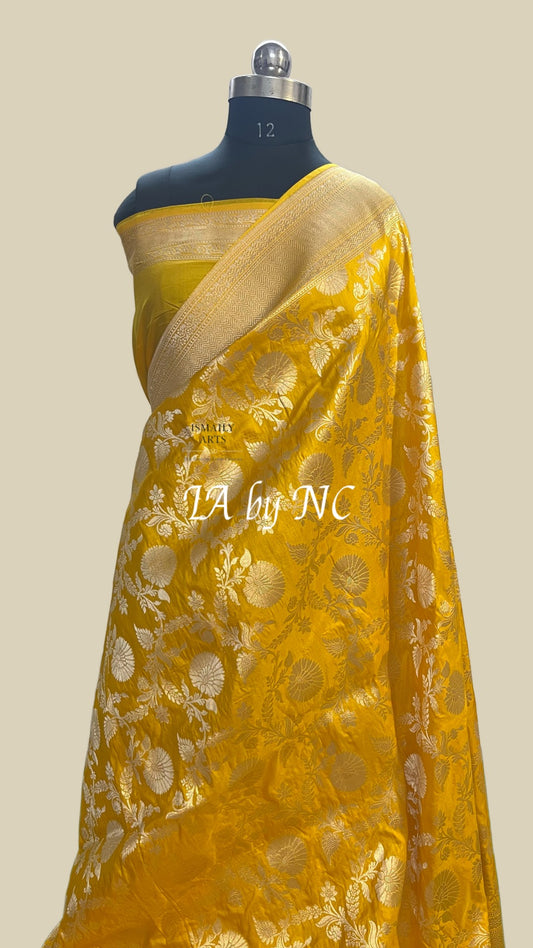 Bumblebee Banarasi Pure Katan Silk Pattu Saree