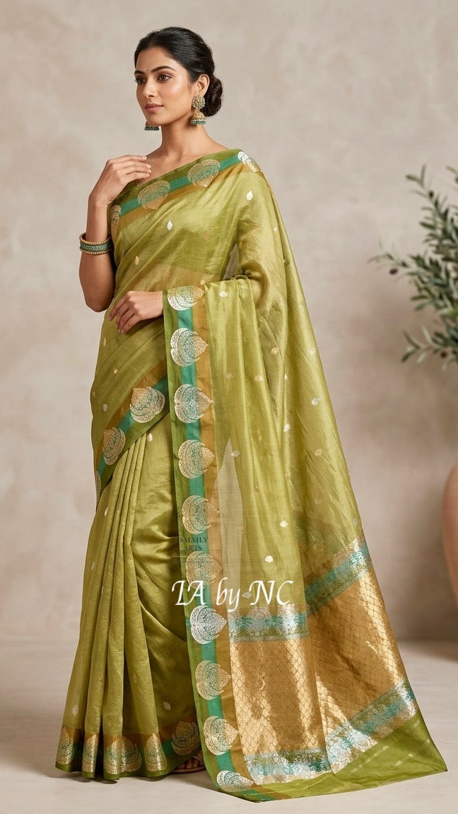 Moss Banarasi Pure Kora Silk Kadwa Saree