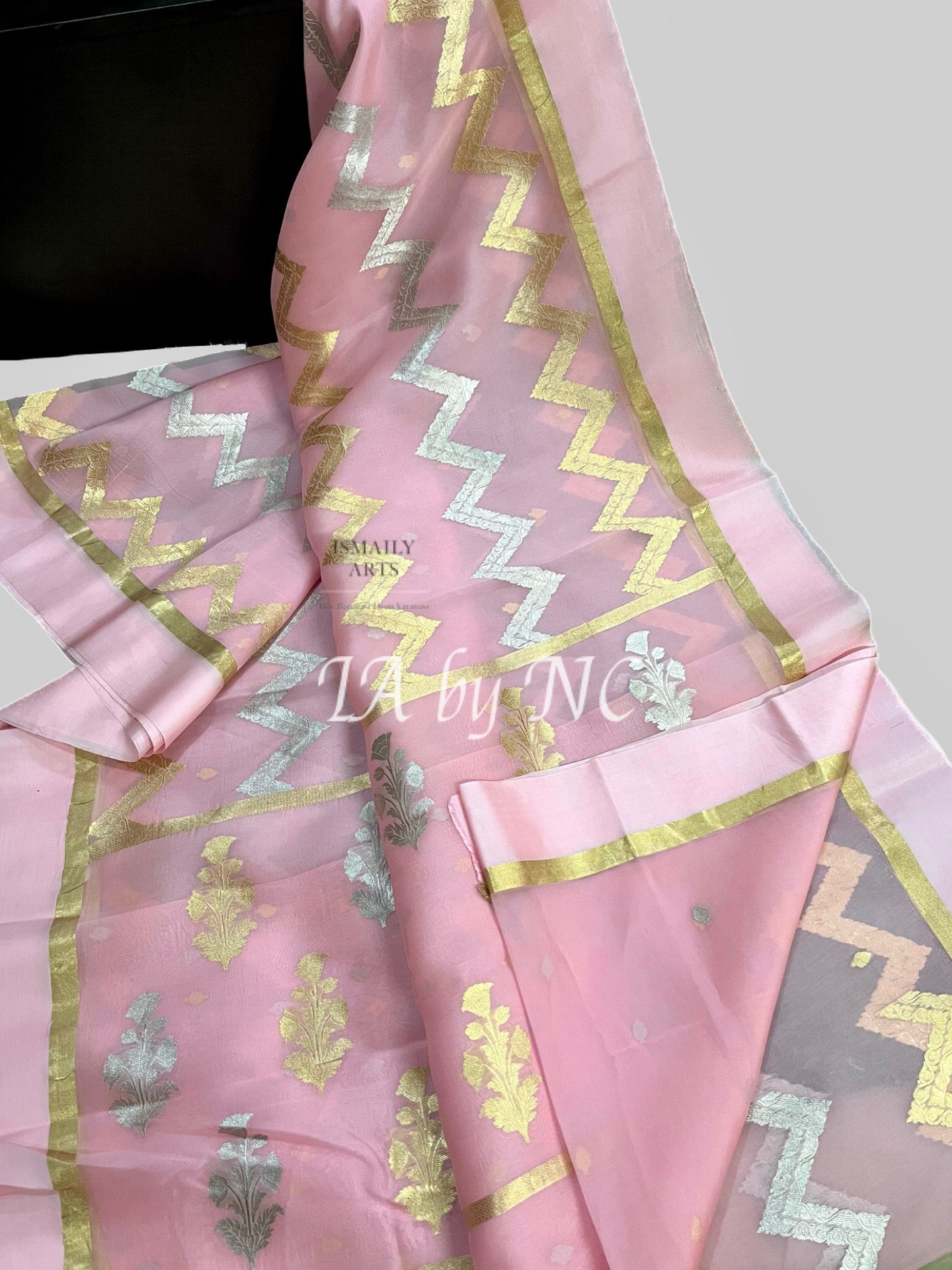 Baby Banarasi Pure Kora Organza Kadwa Saree