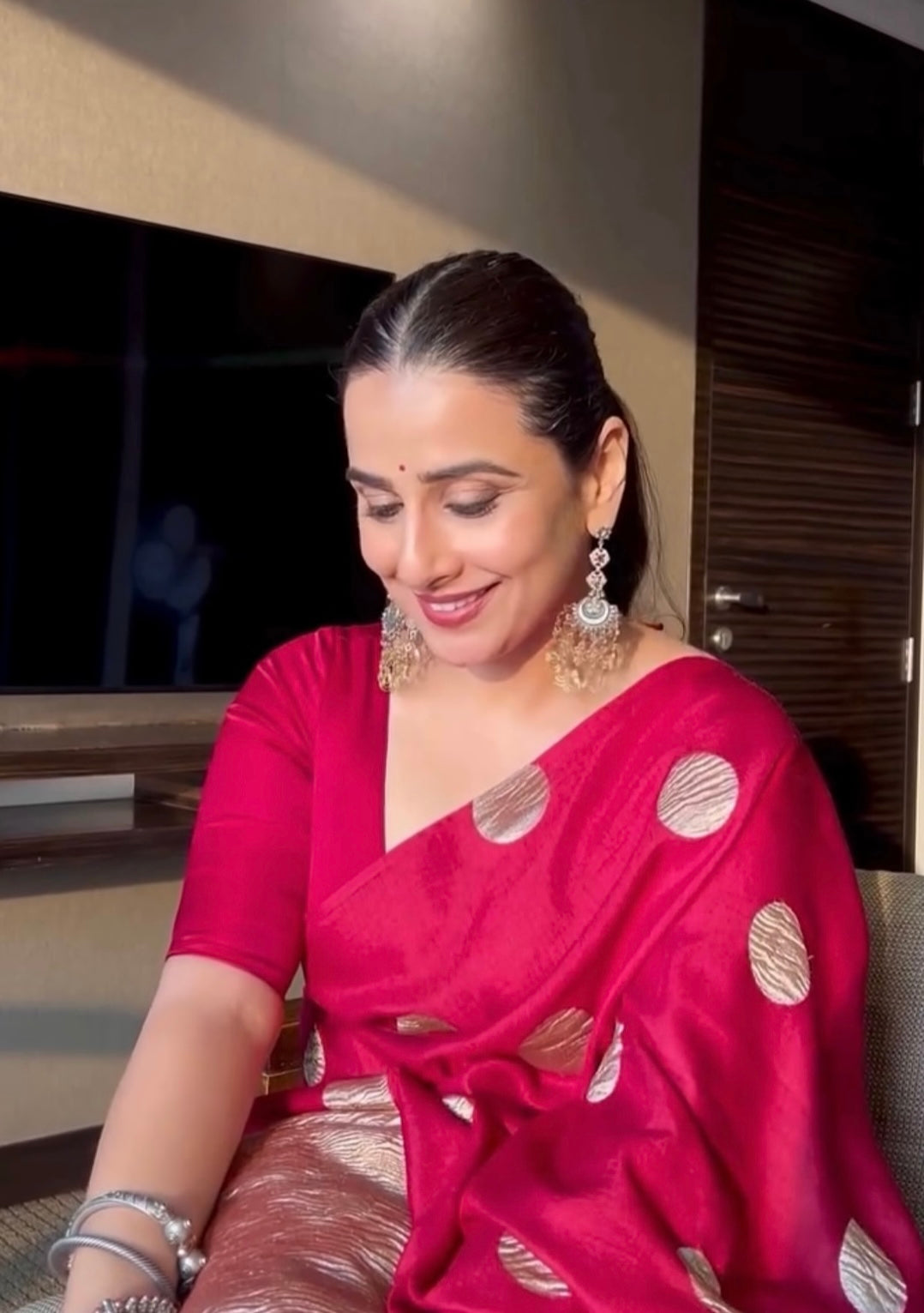 Vidya Balan’s inspired Ruby Banarasi Pure Munga Silk Saree