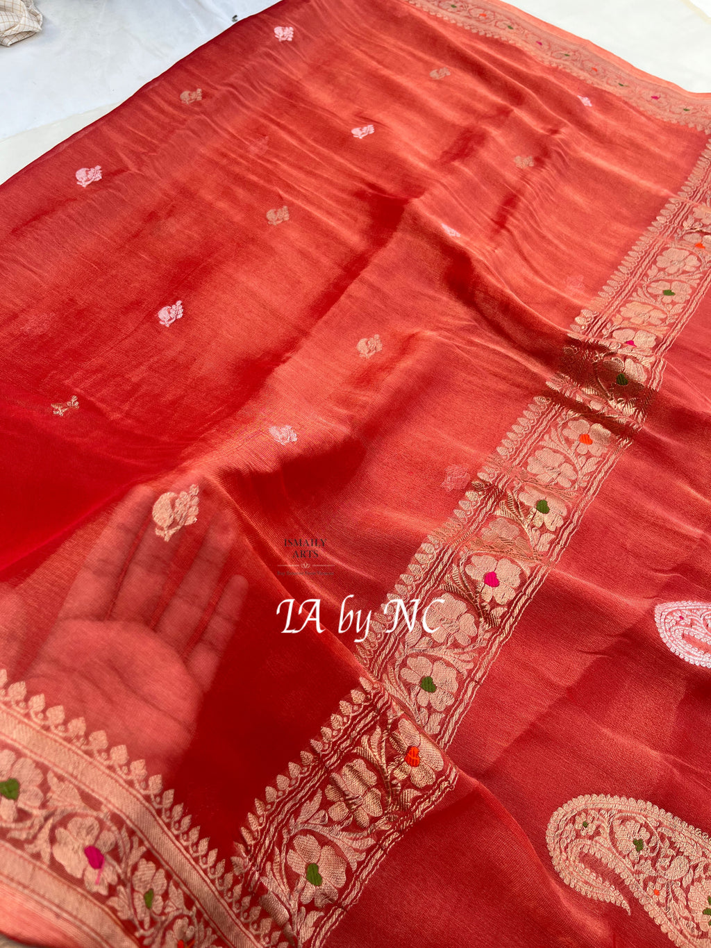 Scarlet Banarasi Pure Khaddi Tissue Georgette Kadwa Saree