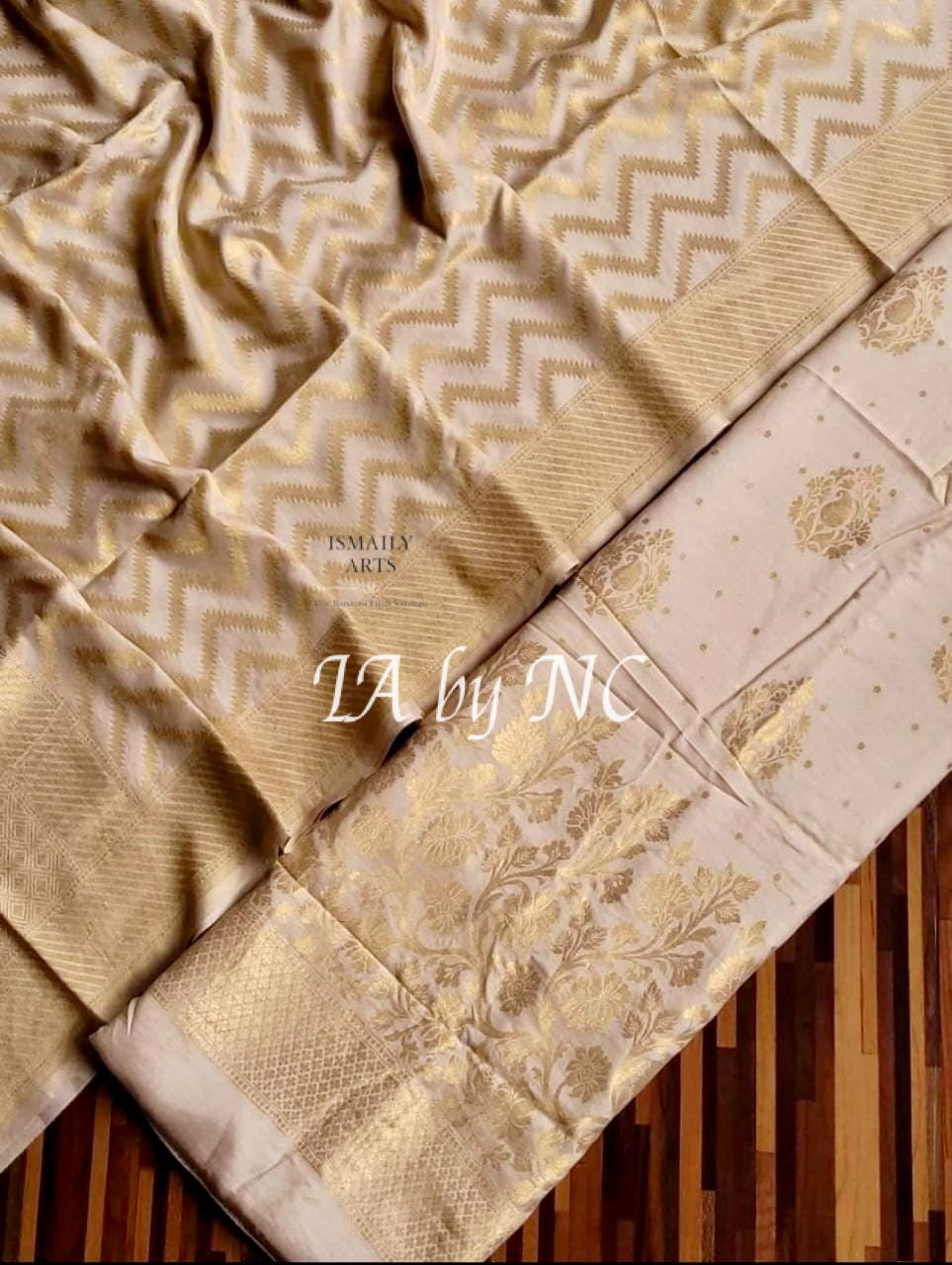 Offwhite Banarasi Pure Munga Silk Suit Dupatta