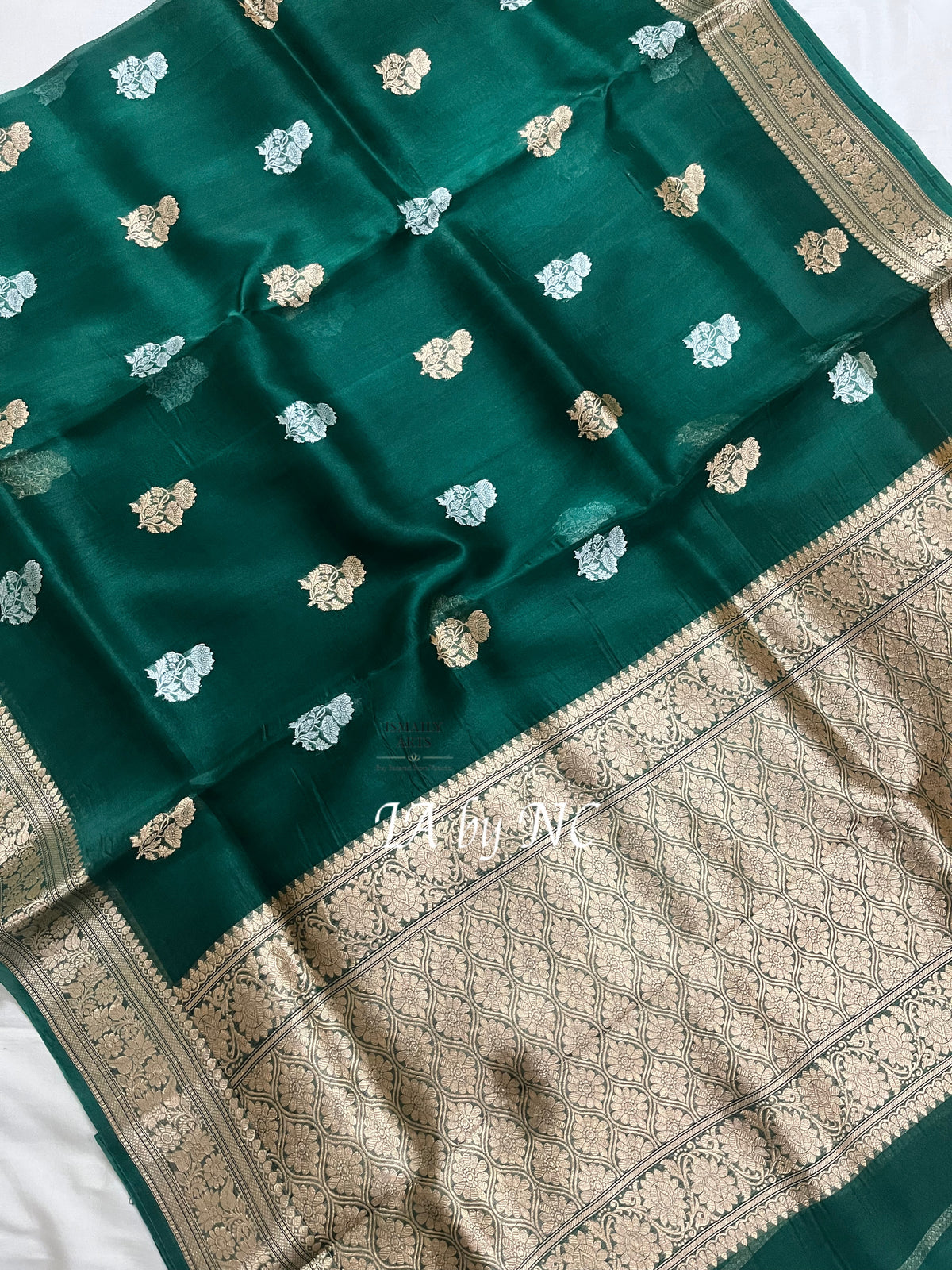 Sacramento Banarasi Pure Kora Silk Kadwa Saree