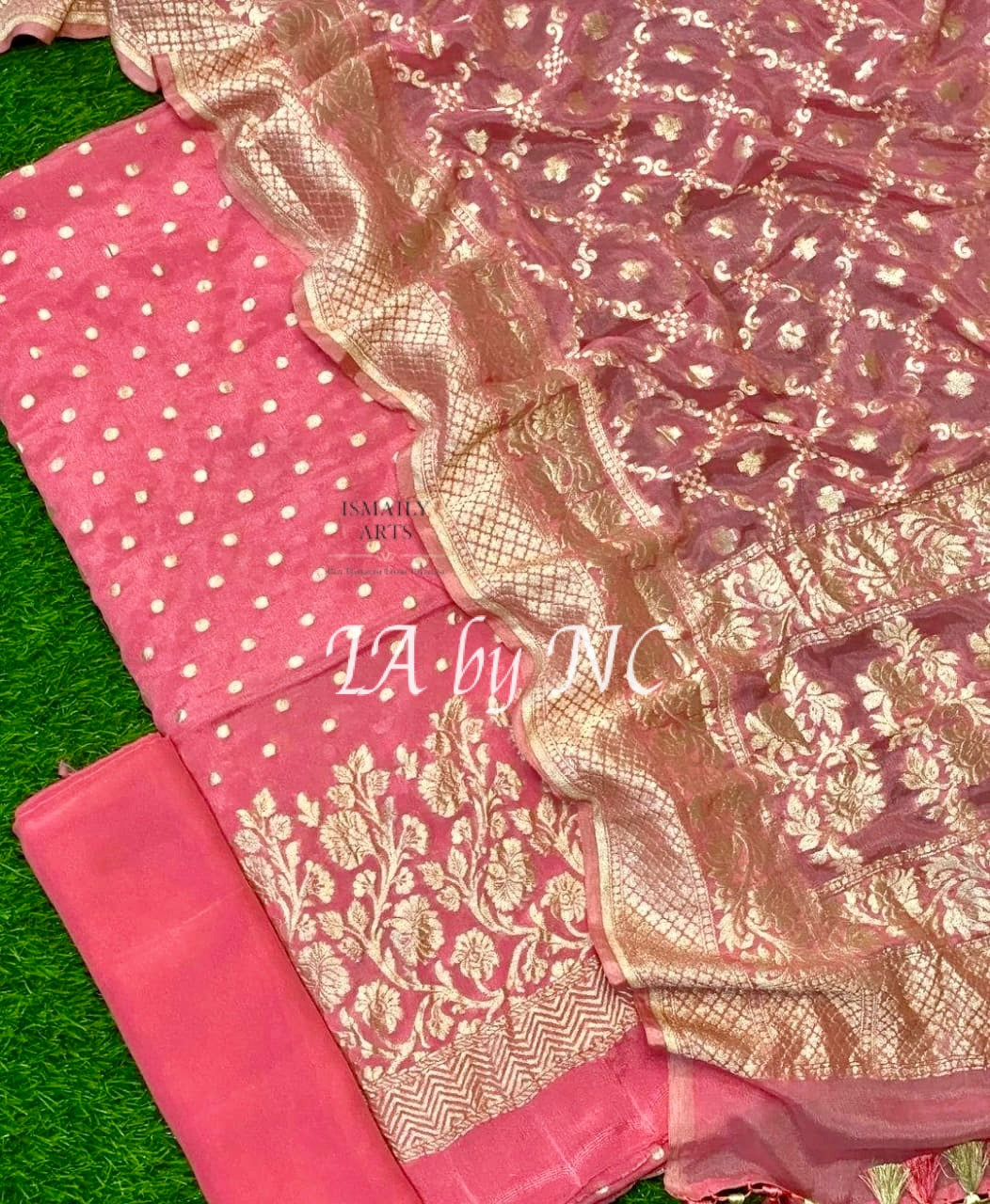 Punch Banarasi Pure Khaddi Georgette Suit Dupatta