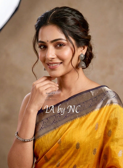 Gold Banarasi Pure Kora Organza Kadwa Saree
